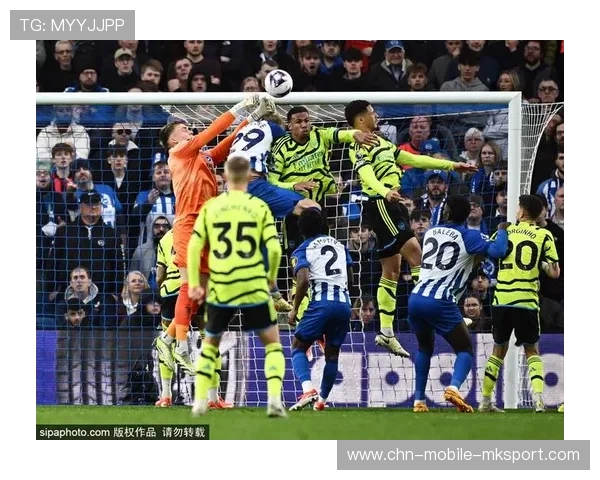 阿森纳脚后跟妙传配合,萨卡爆射兑现机会