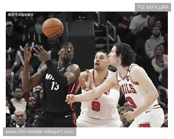 公牛连续防守回合抵挡对手攻势